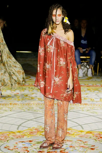Look 52